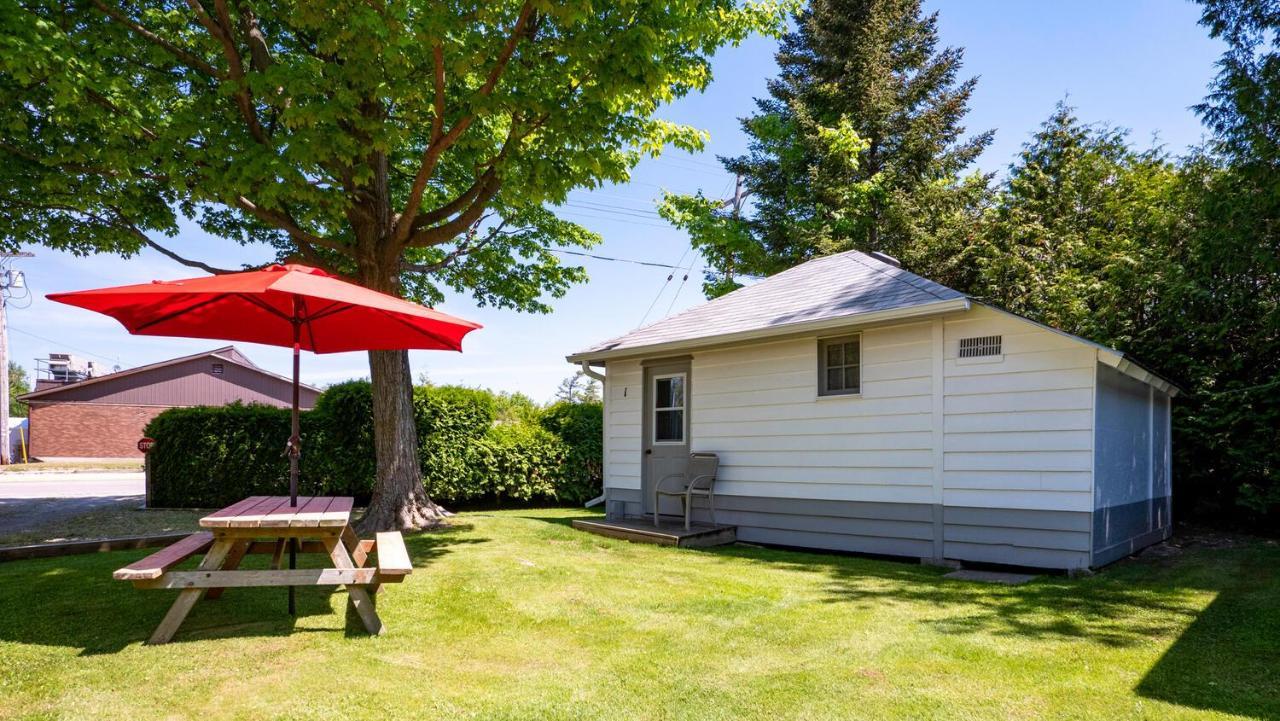 Bel Air Cottages And Motel Sauble Beach Exteriör bild
