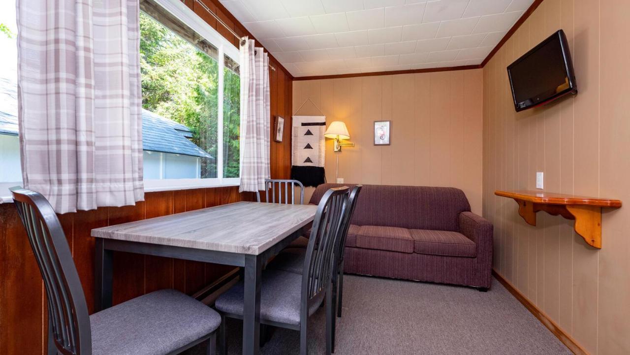 Bel Air Cottages And Motel Sauble Beach Exteriör bild