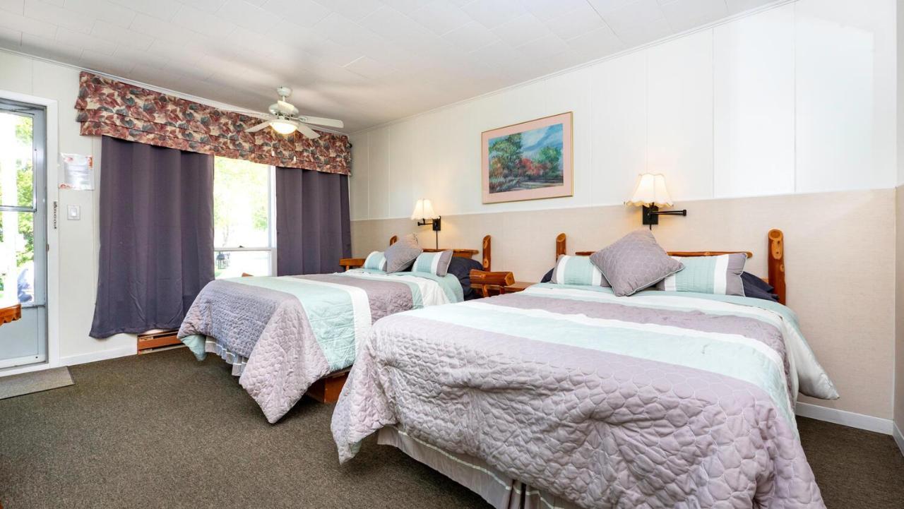 Bel Air Cottages And Motel Sauble Beach Exteriör bild